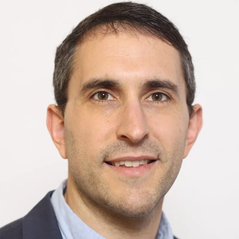 Jonathan Robins headshot